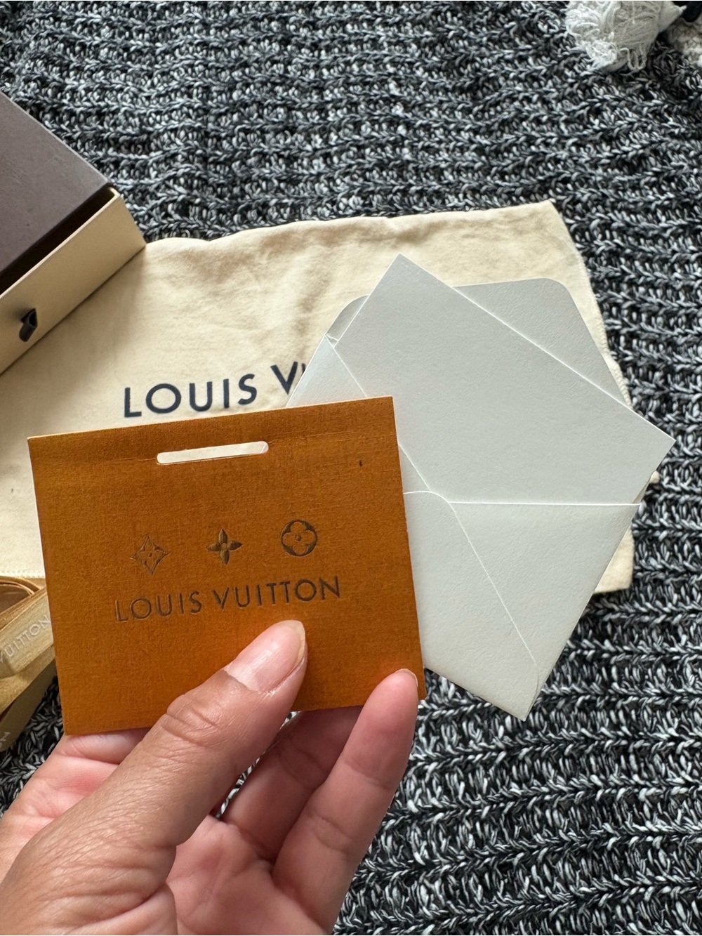 LV Box,Tags, Ribbon, Etc. - Picture 6 of 7